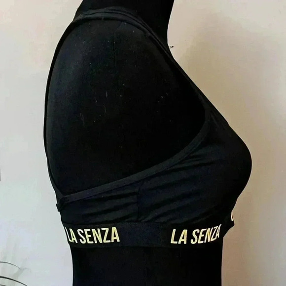 La Senza Black Sports Bra Mesh Criss Cross  Straps Size Small/Medium - Picture 8 of 13